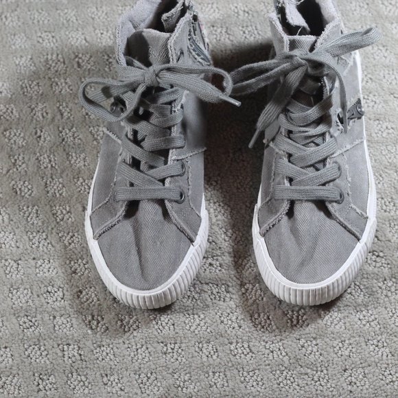 Blowfish Size 6 Grey Canvas Lace Up and Zipper Sneakers - Picture 2 of 6
